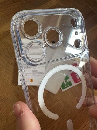 Funda iphone 17 pro 6.3’ transparente