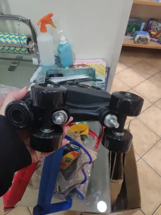 Patines 4 Ruedas Negros