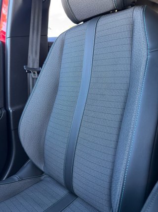 Peugeot e-2008 Eléctrico Allure Pack