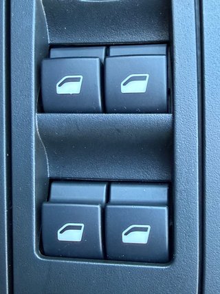 Peugeot e-2008 Eléctrico Allure Pack