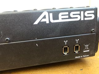 Mixer Alesis Multimix 16 Firewire