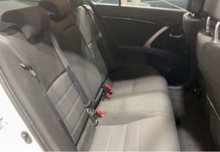 Toyota Avensis 1.8 automatico pegatina C verde