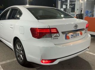 Toyota Avensis 1.8 automatico pegatina C verde