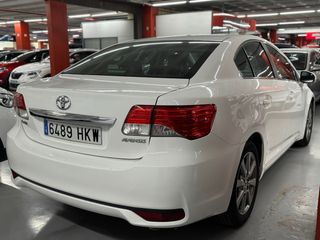 Toyota Avensis 1.8 automatico pegatina C verde
