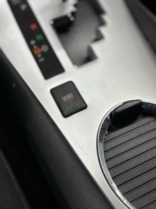 Toyota Avensis 1.8 automatico pegatina C verde