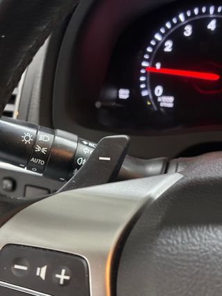 Toyota Avensis 1.8 automatico pegatina C verde