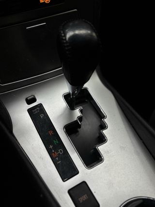 Toyota Avensis 1.8 automatico pegatina C verde