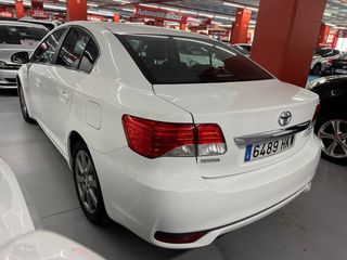 Toyota Avensis 1.8 automatico pegatina C verde