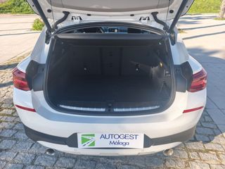 BMW X2 sDrive18d Business Auto