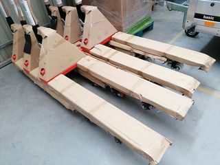 NUEVAS: Transpaleta Noblelift 2500 kg