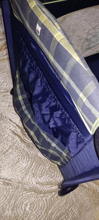 Cuna de Viaje Azul con Dibujos