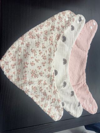 Lote 3 baberos bebé muselina