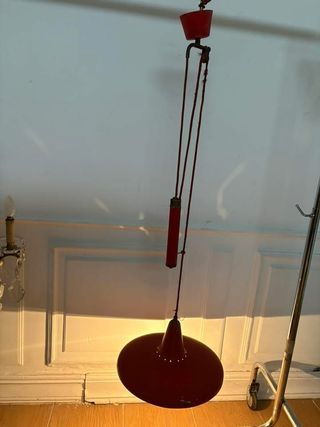 Lampadario Stilnovo rosso metallo