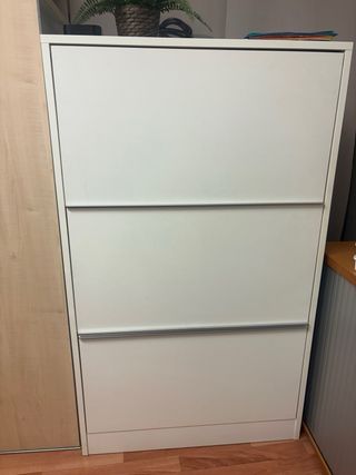 Armario de oficina blanco