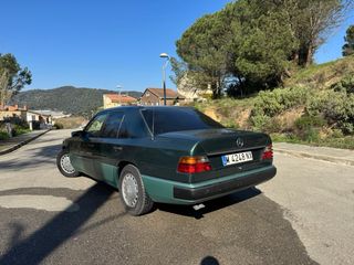 Mercedes-Benz Clase E 1992