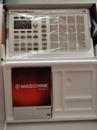 Native Instruments Maschine Mikro MKII