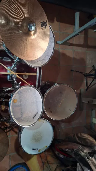 Batería Acústica Stagg Completa