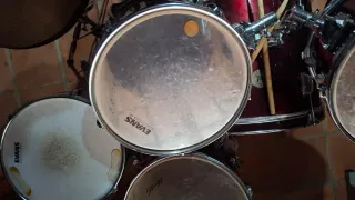 Batería Acústica Stagg Completa