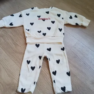 Conjunto infantil Amour corazones Talla 9/12 meses