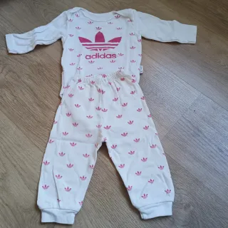 Conjunto infantil Amour corazones Talla 9/12 meses