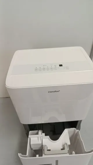 Deshumidificador Comfee 50L W31Y7931