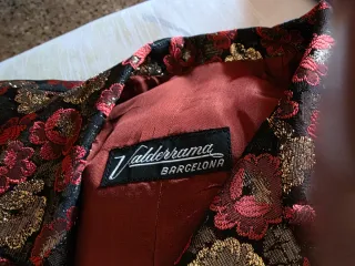 Chaqueta fiesta dorada y naranja