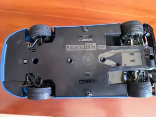 Bugatti EB110 Metal Escala 1/18 Azul