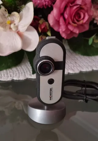 Cámara Web Nortek Negra y Plateada