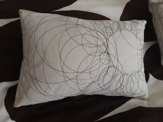 2 Cojines Decorativos Beige 44x30