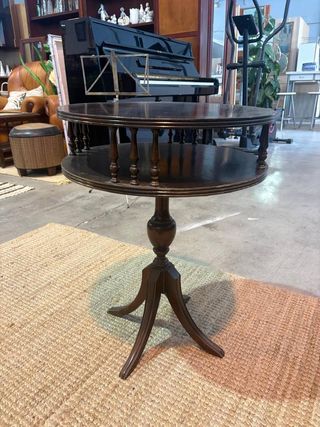 MESA AUXILIAR CLÁSICA