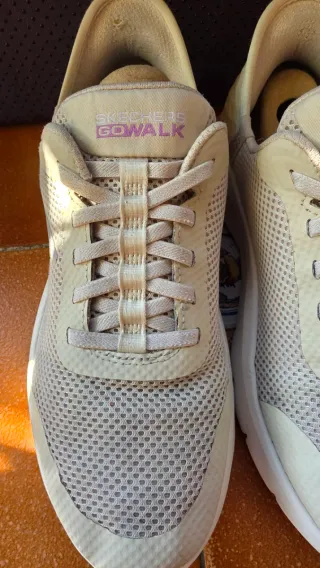 Skechers Go Walk Mujer Beige/Morado