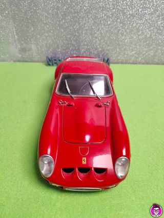 Ferrari 250 GTO 1/18 Mattel 1998