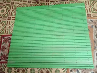 Persiana Madera Maciza Verde, Excelente Estado.