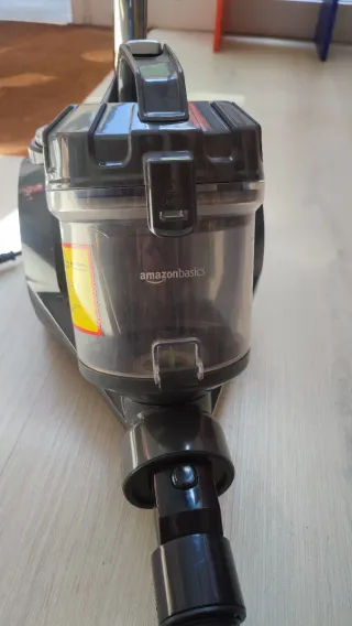 Aspiradora Amazonbasics con cable