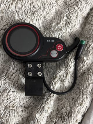 Display LH-100 con acceleratore per monopattini elettrici