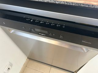 Lavavajillas Whirlpool 6th sense Acero Inoxidable