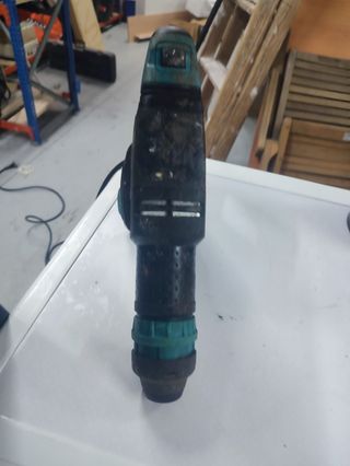 Martillo Makita HK1820 SDS-Max