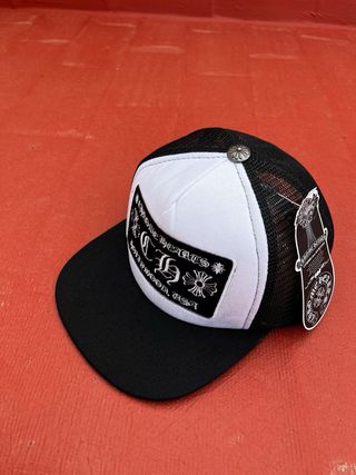 2 Gorras Chrome Hearts