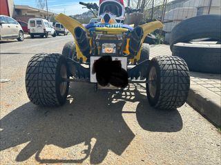 Suzuki LTZ 400 Quad Amarillo y Azul