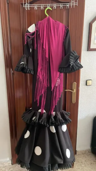 Vestido de feria lunares volantes