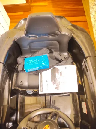 Coche eléctrico infantil Porsche