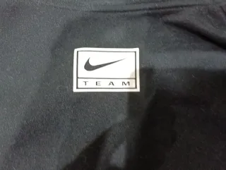 Sudadera fina Nike negra