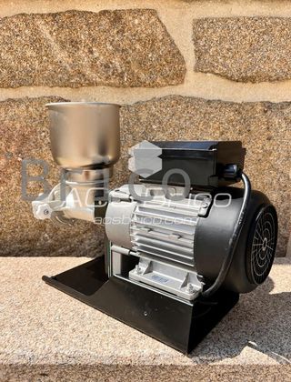 Molino Triturador Maíz Seco y Húmedo Arepas Eléctrico 1 Hp - 00808 - GARHE