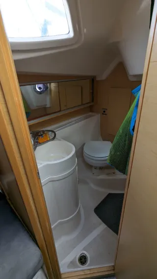 Velero Comar Comet 26 FK