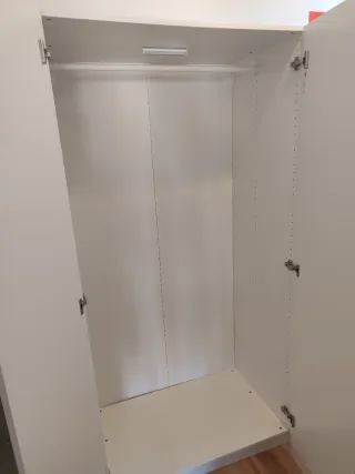 Armario blanco Ikea 3 puertas