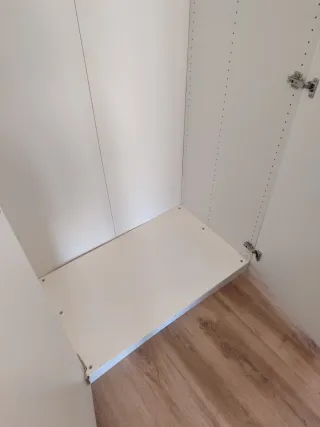 Armario blanco Ikea 3 puertas