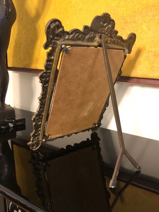 Portafotos antiguo dorado estilo barroco