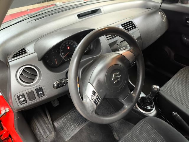 Suzuki Swift 2008
