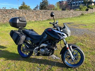 Aprilia Pegaso 650 Strada 2005