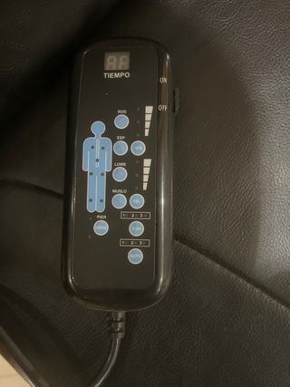 Sillón masaje piel y madera